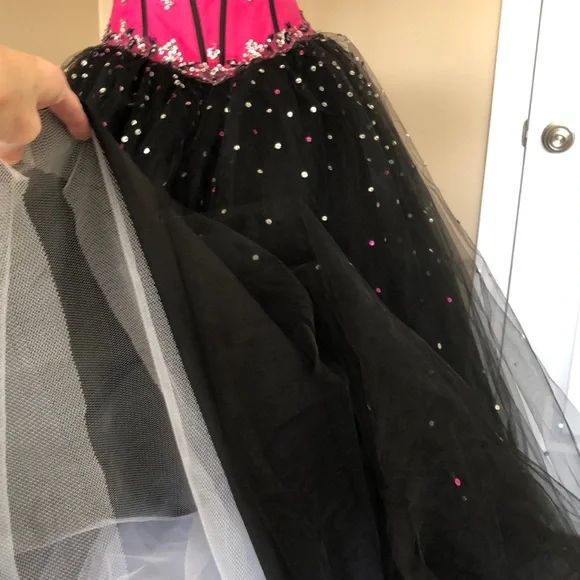 Ball Gown, Sequenced Satin Tulle, Pink & Black (size 9) - Picture 13 of 14
